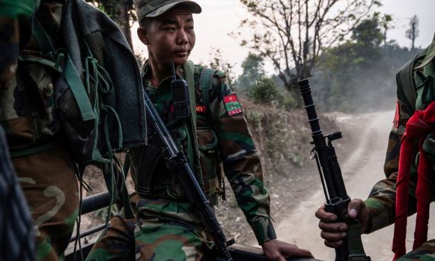 Fighting in Taung Kham Intense, residents of Pyin Oo Lwin continue leaving